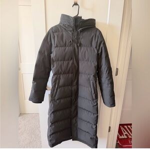 Aritzia TNF Long Black Puffer